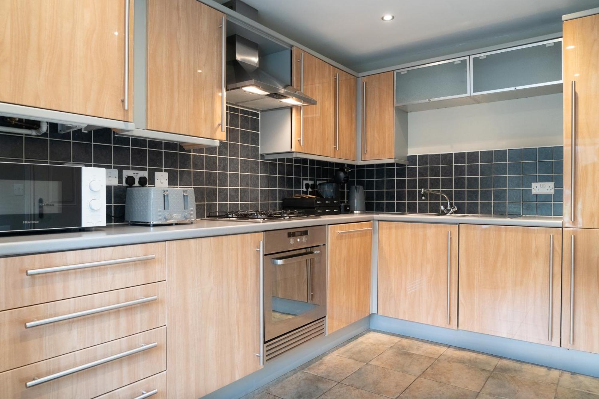 Entire 4 Bed Cosy Luxury Spacious House Huntingdon Eksteriør billede